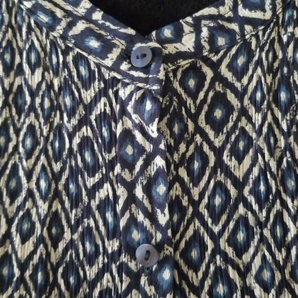 EUC -Semi-sheer Lucky Brand Ikat Blouse (XL) - Picture 3 of 5